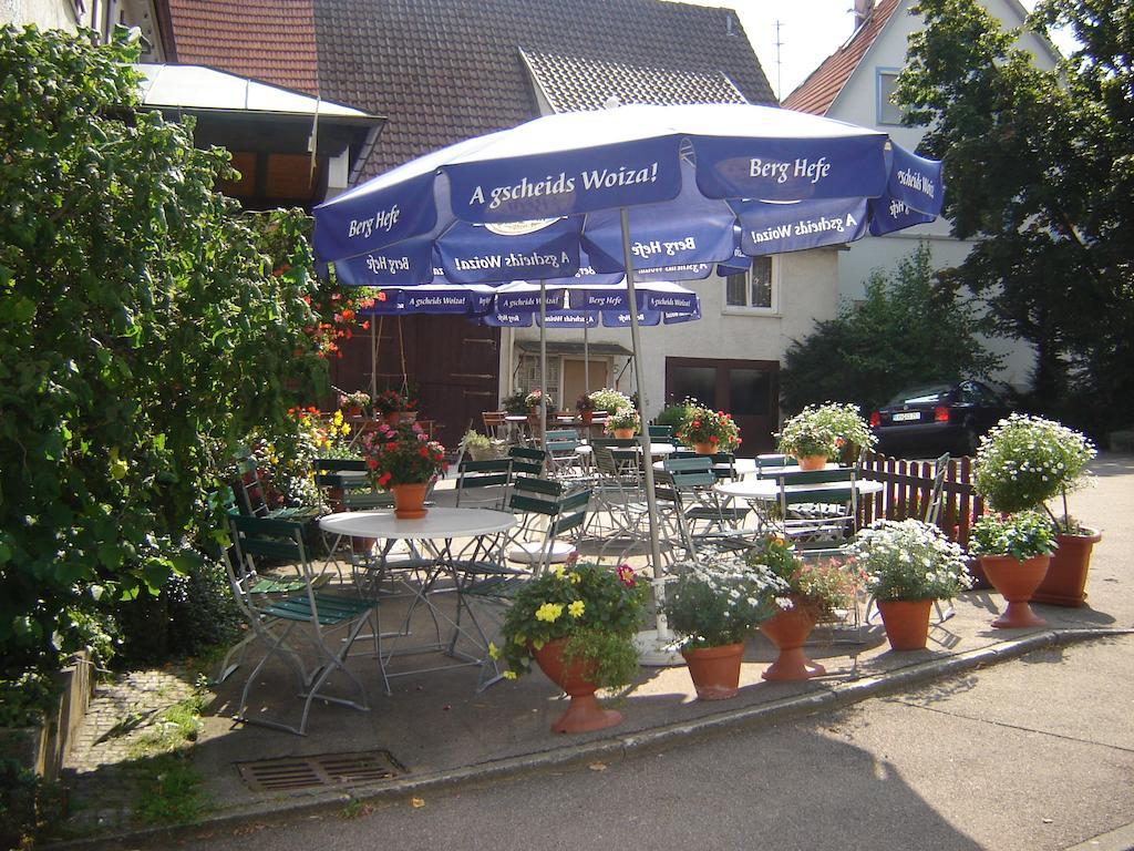 Gomadingen Gasthof Zum Lamm חדר תמונה