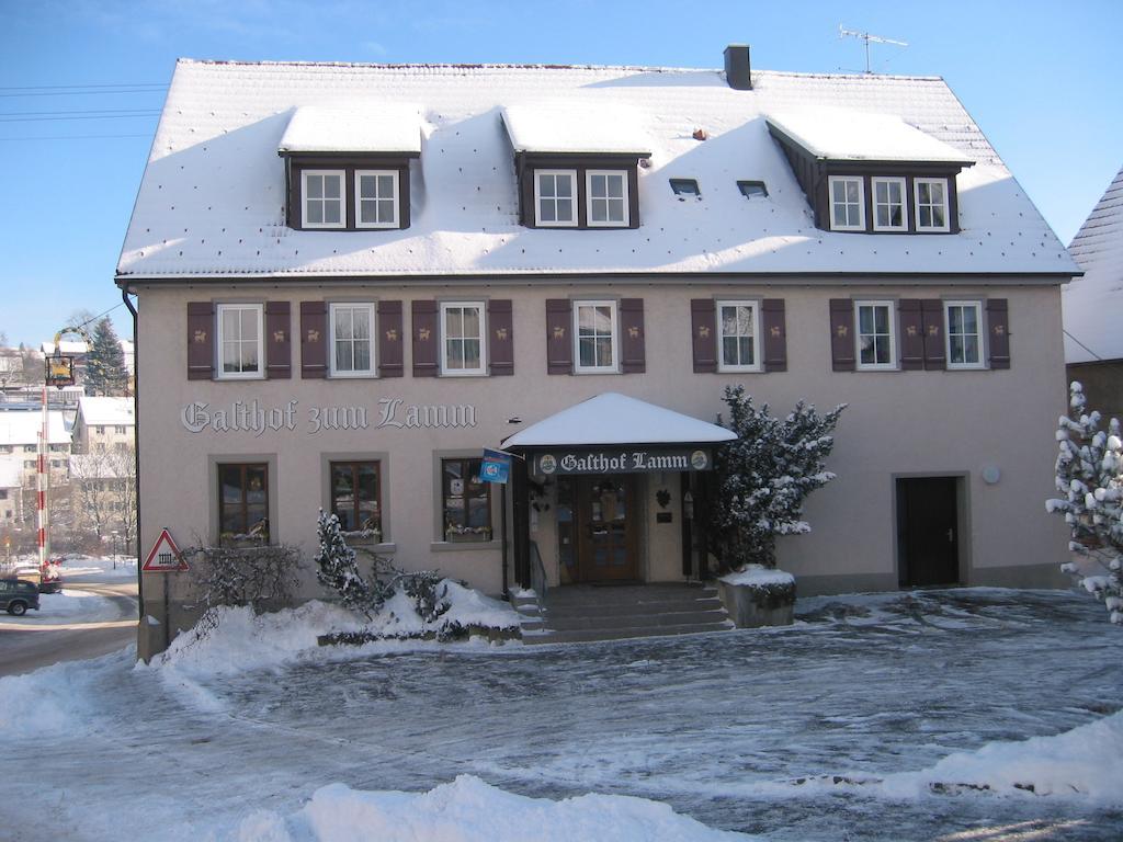 Gomadingen Gasthof Zum Lamm מראה חיצוני תמונה