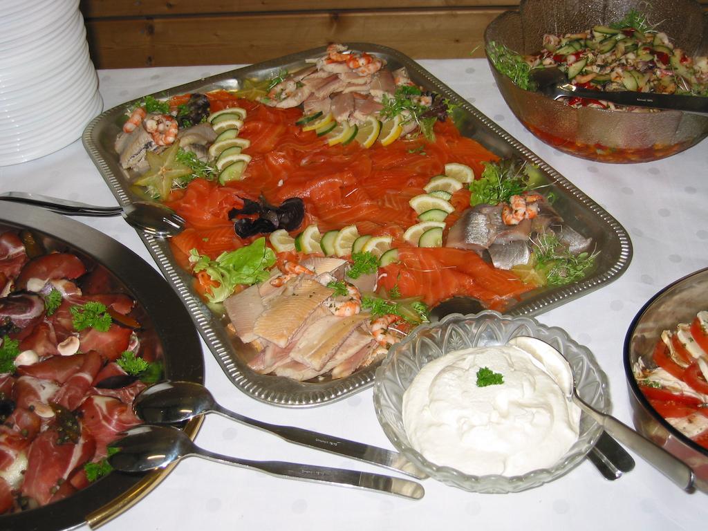 Gomadingen Gasthof Zum Lamm מראה חיצוני תמונה